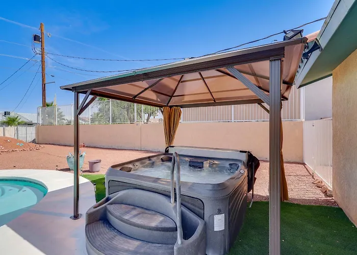 Cozy Havasu - Pool And Hot Tub Holiday home *
